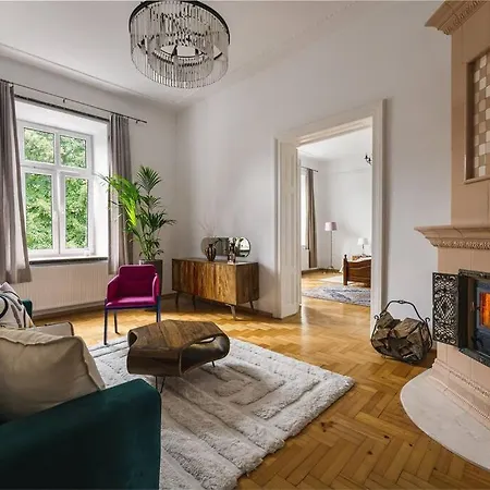 Stylowy Apartament W Centrum Piecowy Zakatek Przemyśl Zewnętrze zdjęcie
